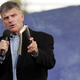 Franklin Graham addresses a crowd in New York City June 25, 2005.
tephen Chernin/Getty Images